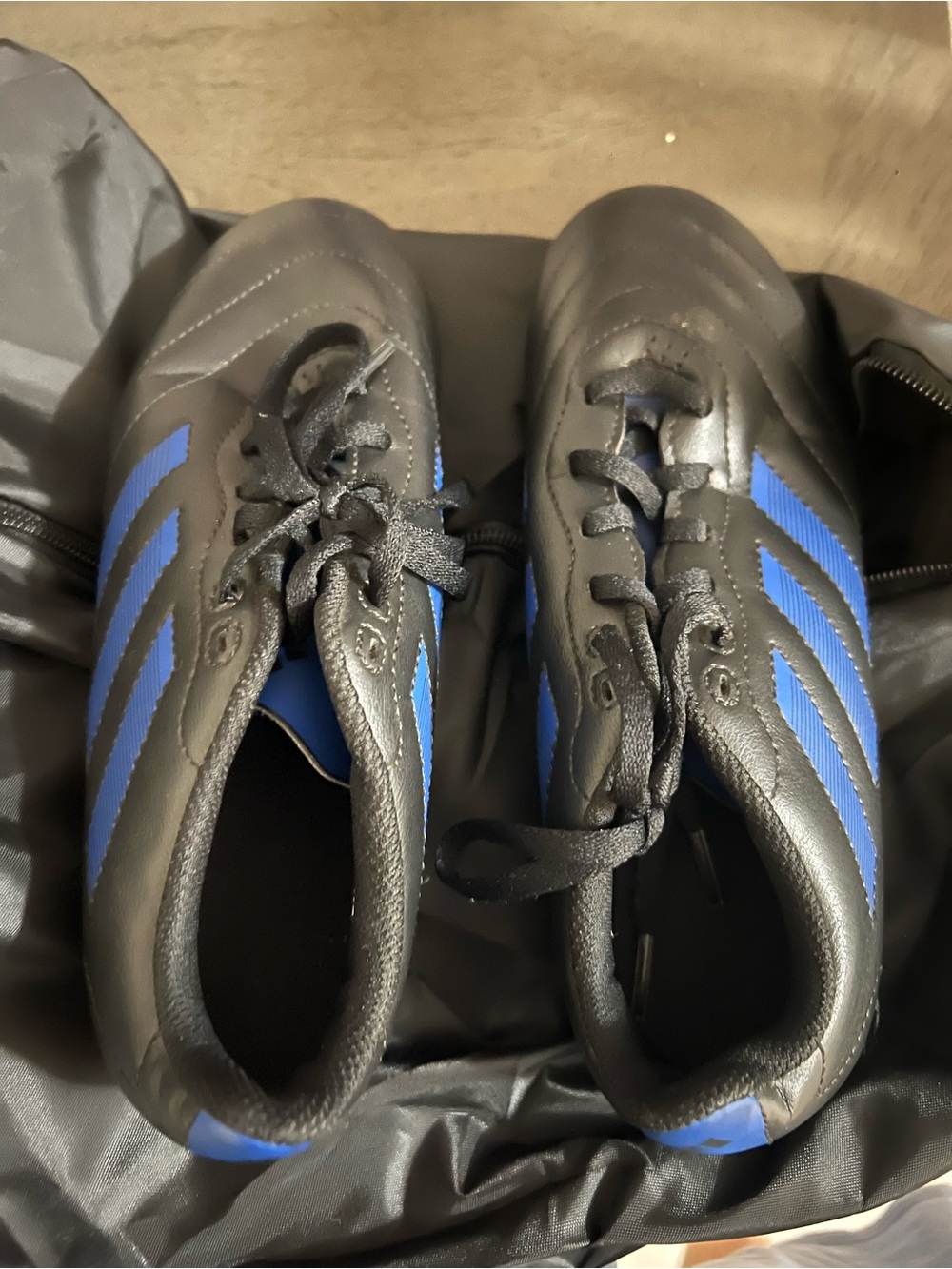 Adidas IX FIRM/MULTI-GROUND CLEATS KIDS Sz 9